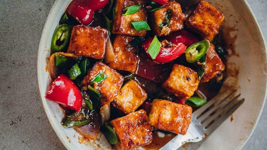 Paneer Chilli(Semi Gravy)